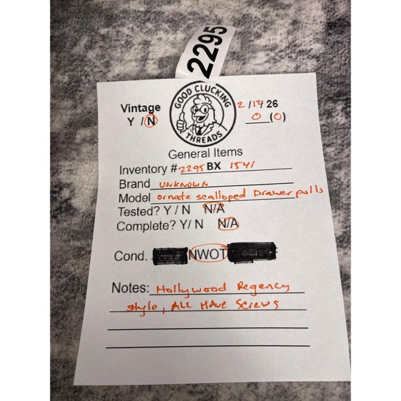 Vtg Style Ornate Scalloped Drawer Bail Pulls Gold Hollywood Regency Luxury Decor - Picture 5 of 8